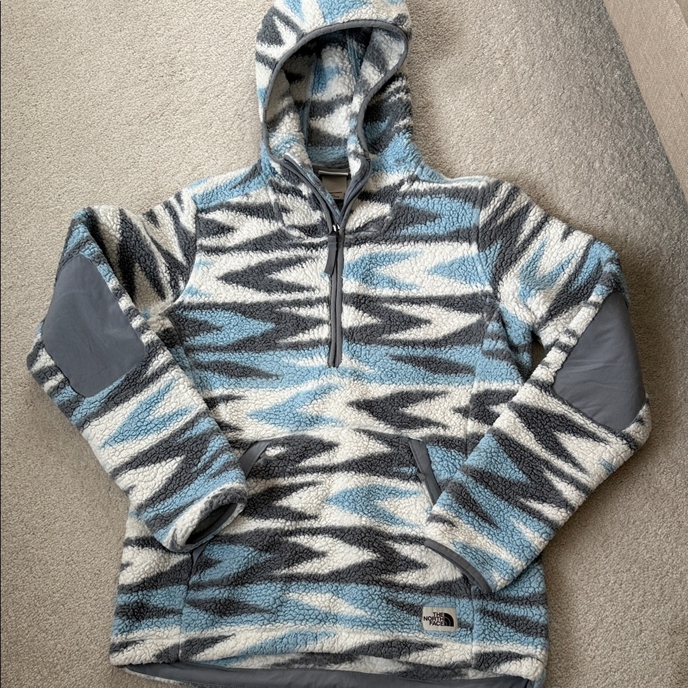 The North Face Blue and Gray Patterned Fleece Pullover